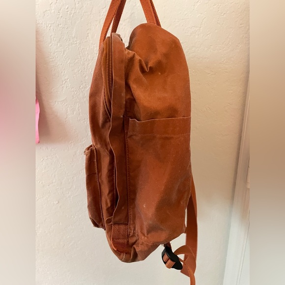 Fjallraven Kanken Backpack - Picture 3 of 4